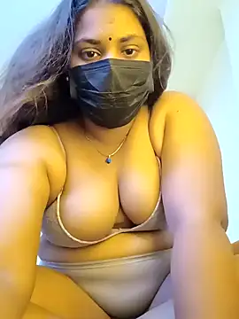 Snapshot of Hotmilfxox chatting on March 1, 2025, 5:31 am Hotmilfxox online show from March 1, 2025, 5:31 am