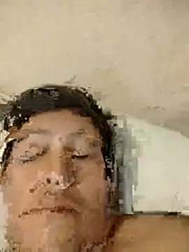 Snapshot of Destrozapanoch chatting on June 3, 2026, 8:36 pm Destrozapanoch online show from June 3, 2026, 8:36 pm