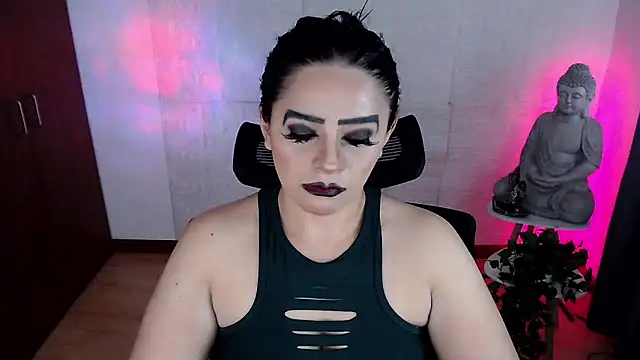 Snapshot of GODDESS_EVANS chatting on May 31, 2026, 2:13 pm GODDESS EVANS online show from May 31, 2026, 2:13 pm