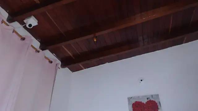 Amara Red online show from February 11, 2026, 11:26 am