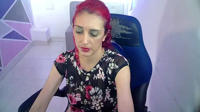 Ruby Your Milf online show from January 8, 2025, 5:59 pm