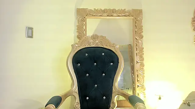 Snapshot of Ari_sunshine_ chatting on September 11, 2025, 4:01 am Ari sunshine online show from September 11, 2025, 4:01 am