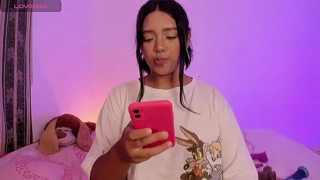 DIANEE 01 online show from March 17, 2025, 2:41 am