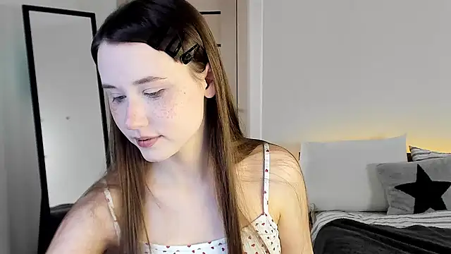 Stella Sunny online show from February 17, 2026, 7:38 am