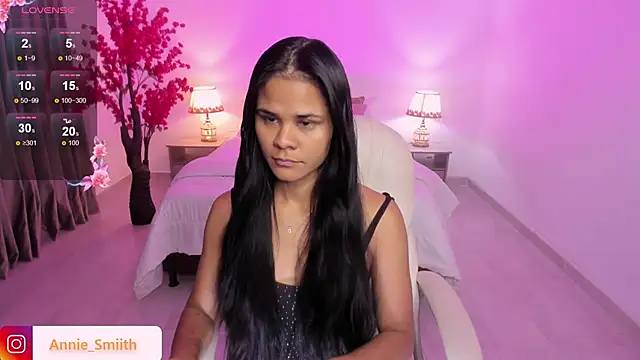 Snapshot of anniie_smith chatting on November 16, 2025, 11:27 am anniie smith online show from November 16, 2025, 11:27 am