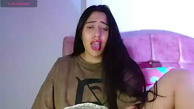 Paris-love online show from January 2, 2025, 9:11 am