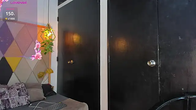 SamanthaFerrer  online show from February 2, 2025, 8:08 pm