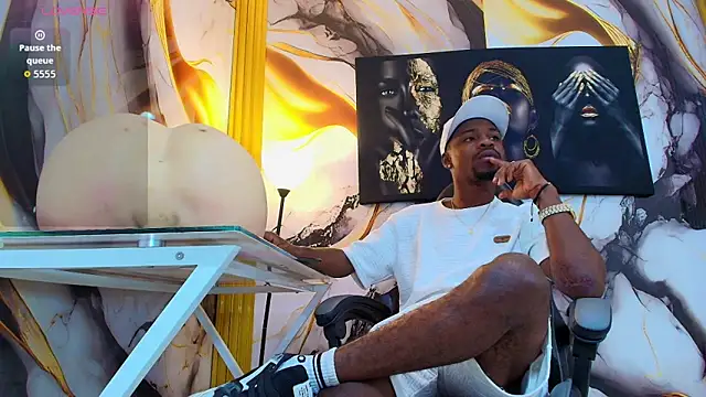 Thomas shelbys online show from March 24, 2026, 3:33 am