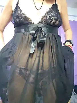 Snapshot of Lunababymylove chatting on September 15, 2025, 2:11 am Lunababymylove online show from September 15, 2025, 2:11 am