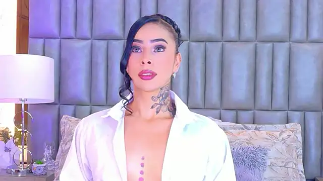 Snapshot of GiahDaniels chatting on June 20, 2026, 8:44 pm GiahDaniels online show from June 20, 2026, 8:44 pm