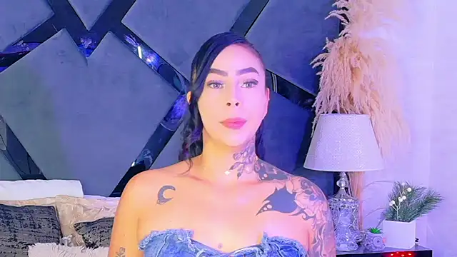 Snapshot of GiahDaniels chatting on July 9, 2026, 5:39 pm GiahDaniels online show from July 9, 2026, 5:39 pm