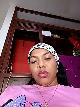 Snapshot of DIORA_Latina chatting on September 25, 2025, 4:49 am DIORA Latina online show from September 25, 2025, 4:49 am