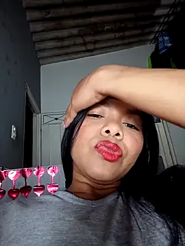 DIORA Latina online show from March 11, 2026, 3:34 am