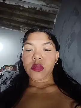 DIORA Latina online show from May 29, 2026, 3:48 am