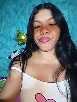 DIORA Latina online show from June 16, 2026, 3:31 am