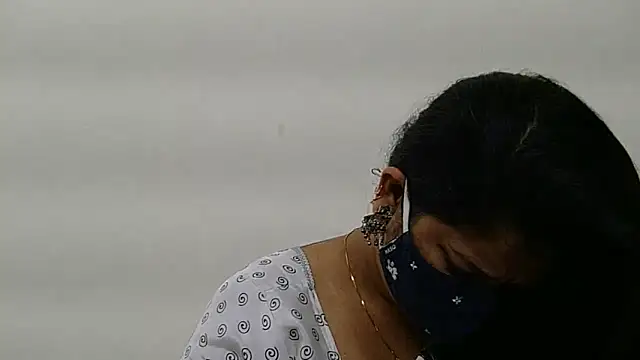 Snapshot of payal_sharma1 chatting on February 15, 2026, 5:20 pm payal sharma1 online show from February 15, 2026, 5:20 pm