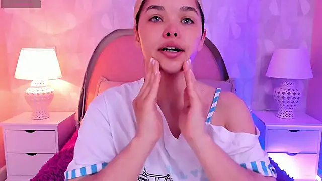 angeline teen online show from May 19, 2026, 12:11 pm