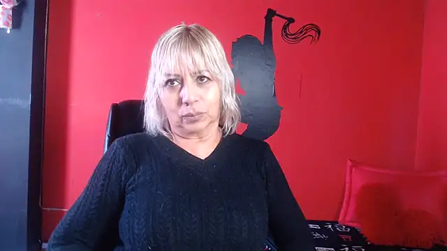 KLOE PIELL online show from June 10, 2026, 4:39 pm