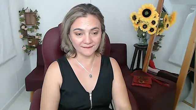 Ghada milf online show from June 4, 2026, 10:16 pm
