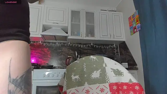 art Jane online show from January 8, 2025, 10:58 pm