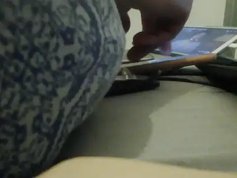 Snapshot of lickthehottie chatting on August 7, 2026, 9:06 pm lickthehottie online show from August 7, 2026, 9:06 pm