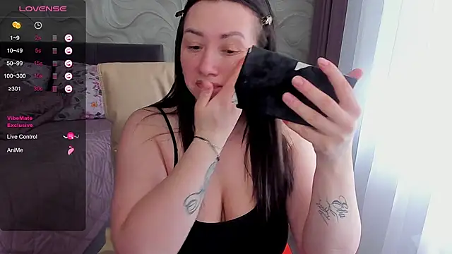 Snapshot of Kendra_SXY chatting on April 14, 2026, 3:23 am Kendra SXY online show from April 14, 2026, 3:23 am