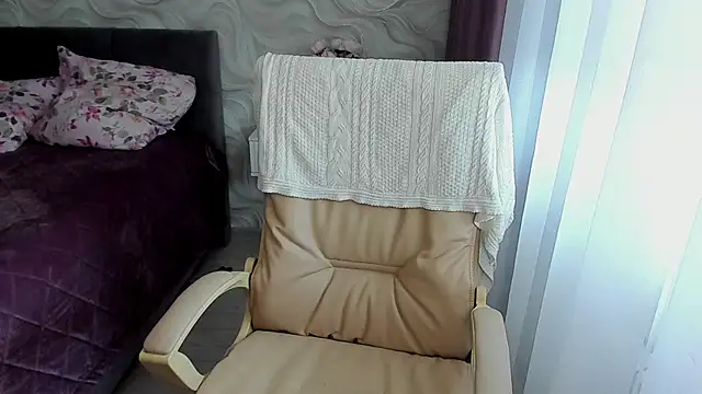 Kendra SXY online show from May 13, 2026, 2:53 am