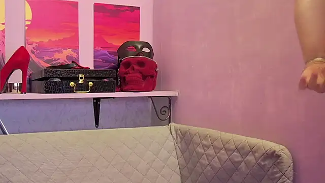 Cute Carla online show from November 13, 2025, 4:06 pm