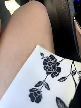 Love Bri online show from September 11, 2025, 10:04 am