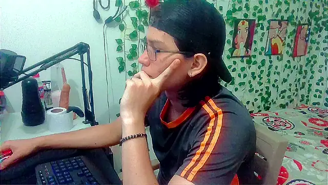 Andy gray online show from June 26, 2026, 12:42 pm