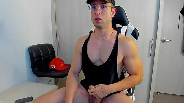 dafboy1 online show from November 16, 2025, 12:44 pm