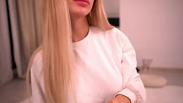 Snapshot of KylieJoyce chatting on February 10, 2026, 6:34 pm KylieJoyce online show from February 10, 2026, 6:34 pm