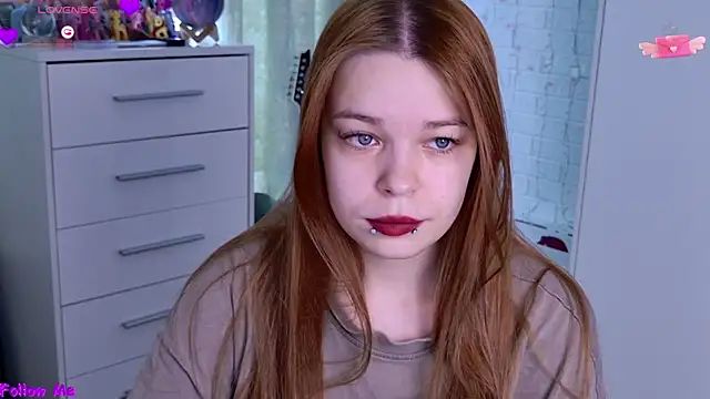 ValBae online show from April 18, 2026, 9:46 am