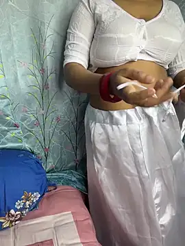 Monabby97 online show from April 13, 2026, 5:40 pm