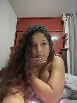 dannacoleman  online show from December 10, 2024, 2:27 am