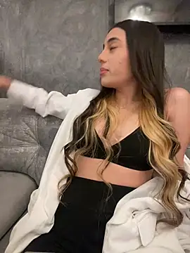 AbyThompson online show from March 8, 2025, 12:00 am