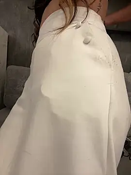 AbyThompson online show from March 12, 2025, 5:38 pm