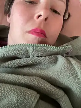 KatieBARBiE98 online show from March 14, 2026, 1:05 pm