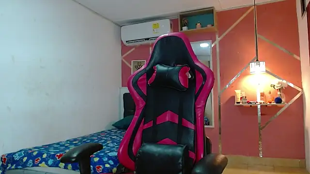 analus-01 online show from December 16, 2024, 3:40 am