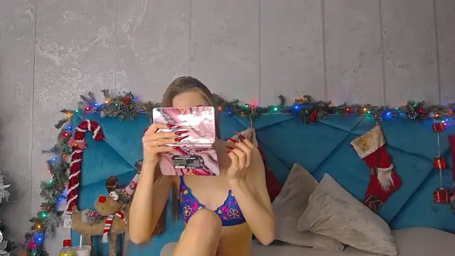 AlyseReuse online show from January 4, 2025, 6:19 pm