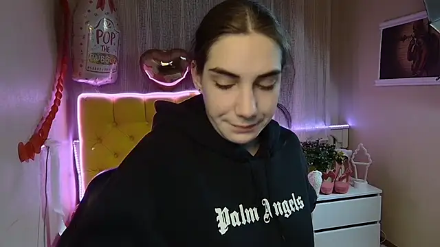 NikaStark  online show from March 1, 2025, 7:15 pm