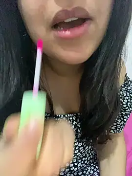 yassminsexy22 online show from January 7, 2025, 3:44 pm