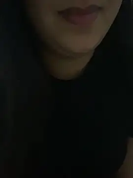 yassminsexy22 online show from November 6, 2025, 10:10 pm