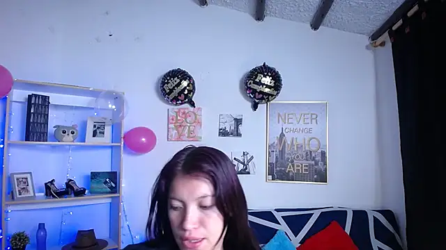 Snapshot of Sian__1 chatting on December 4, 2024, 12:25 pm Sian 1 online show from December 4, 2024, 12:25 pm