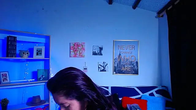 Snapshot of Sian__1 chatting on December 21, 2024, 12:27 pm Sian 1 online show from December 21, 2024, 12:27 pm