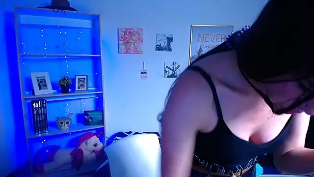 Snapshot of Sian__1 chatting on January 16, 2025, 1:27 am Sian 1 online show from January 16, 2025, 1:27 am