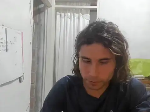 SophiaLevis online show from February 23, 2025, 11:58 pm