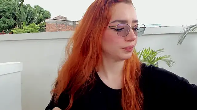 sweeet peach online show from December 30, 2024, 6:05 pm