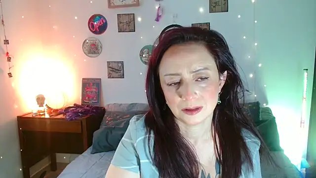 catalinamommyx online show from March 17, 2026, 10:13 pm