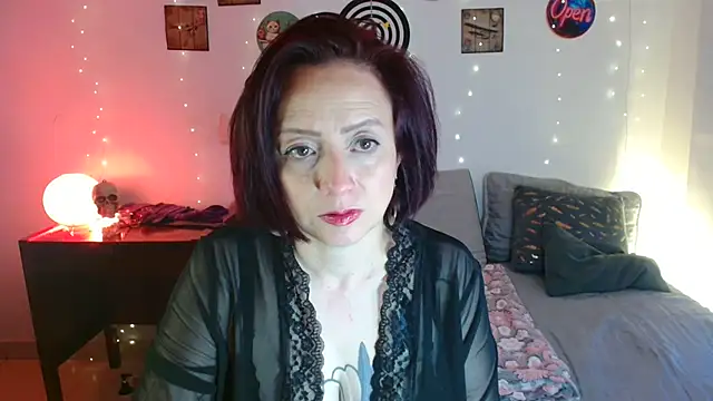 catalinamommyx online show from July 29, 2026, 1:37 am